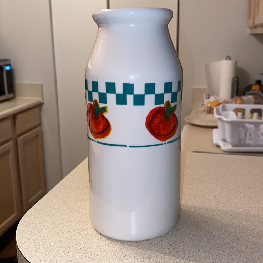 Cute vintage vase🍅